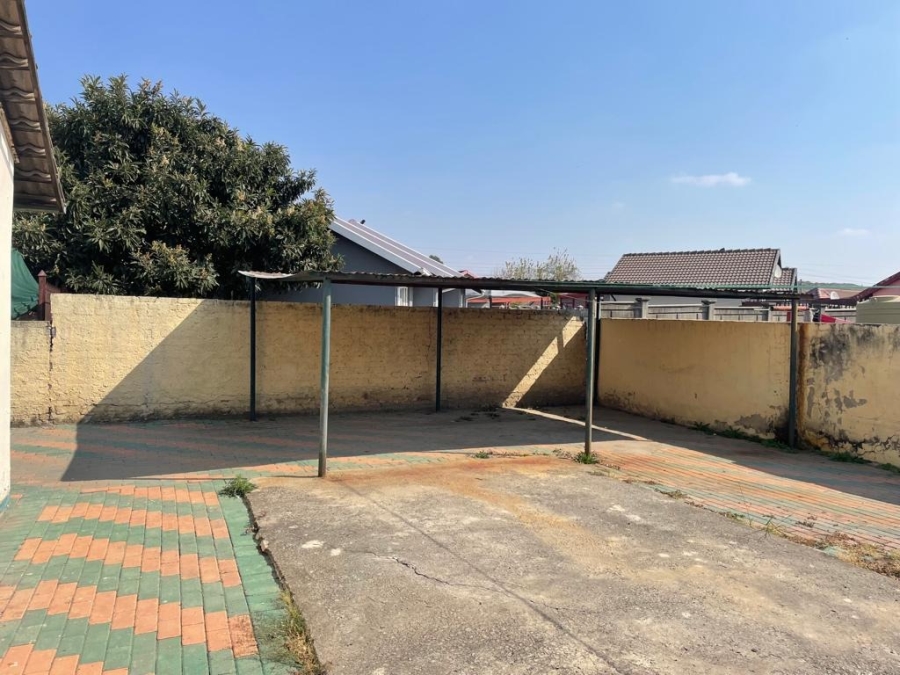 2 Bedroom Property for Sale in Boitekong Ext 1 North West